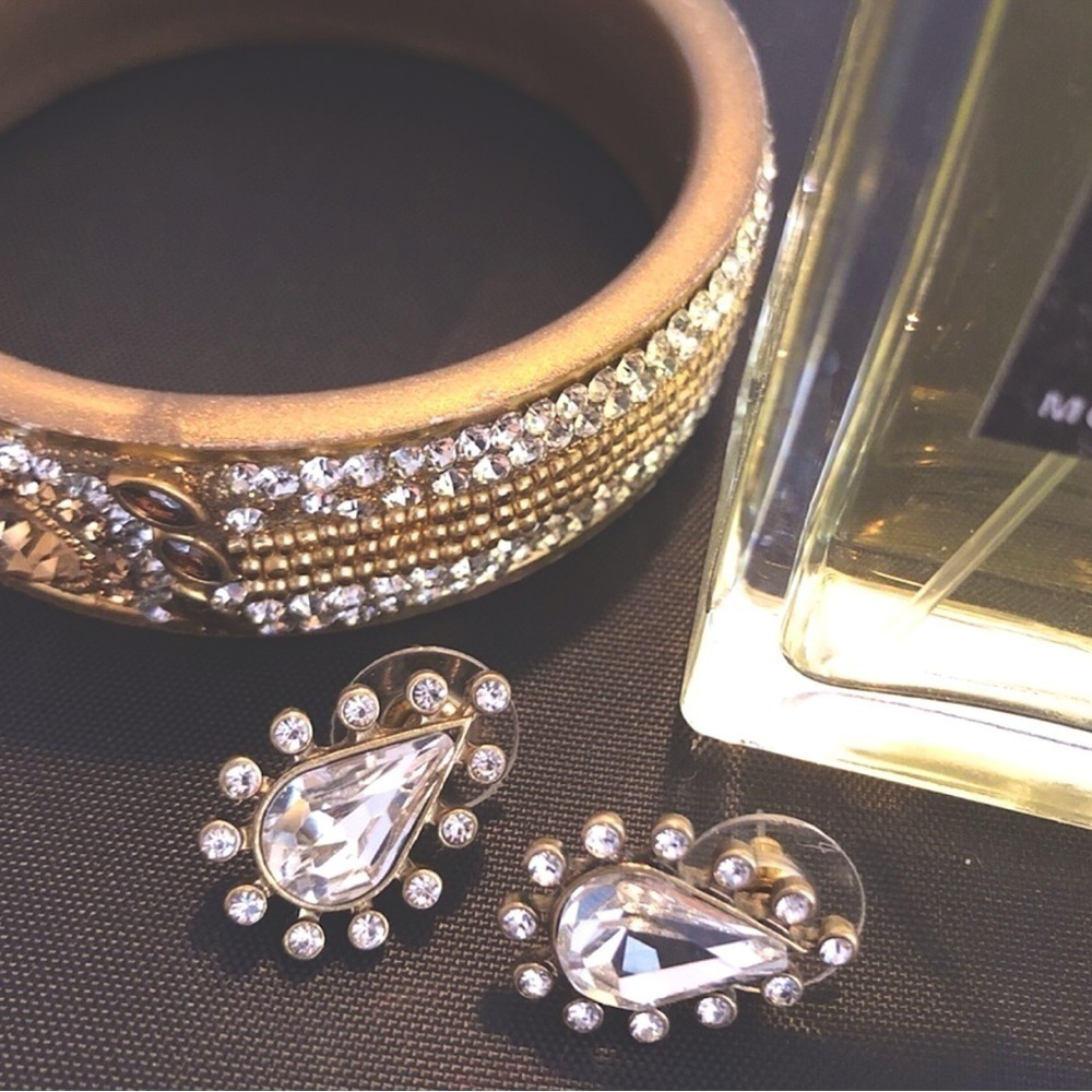 TEARDROP CRYSTAL BRIDAL OCCASION EARRINGS #310